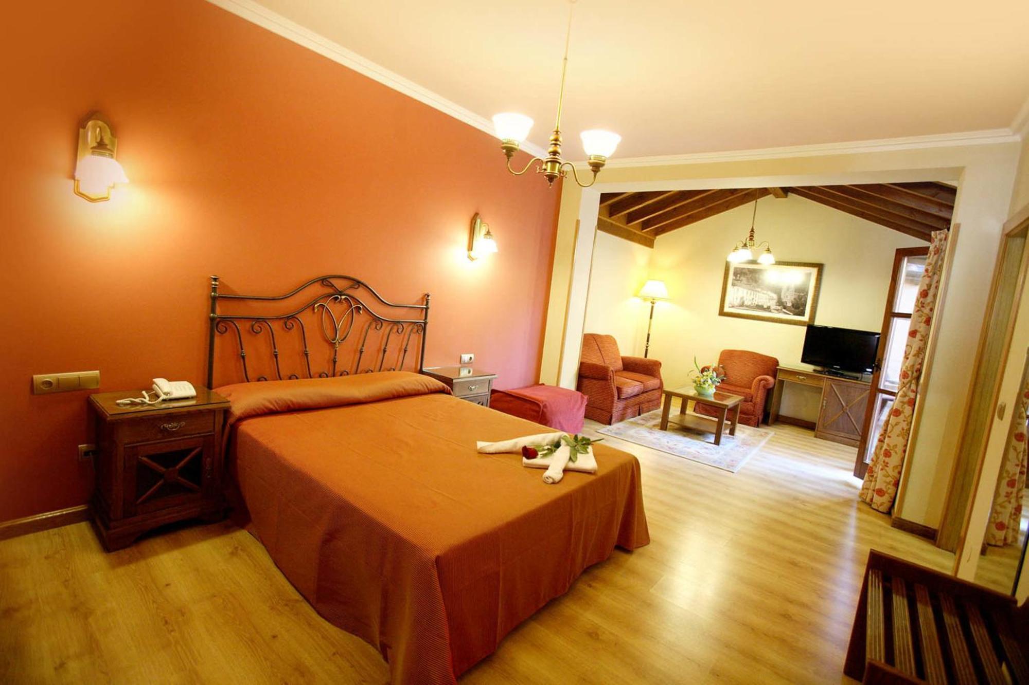 Imperion Hotel Cangas de Onis Luaran gambar