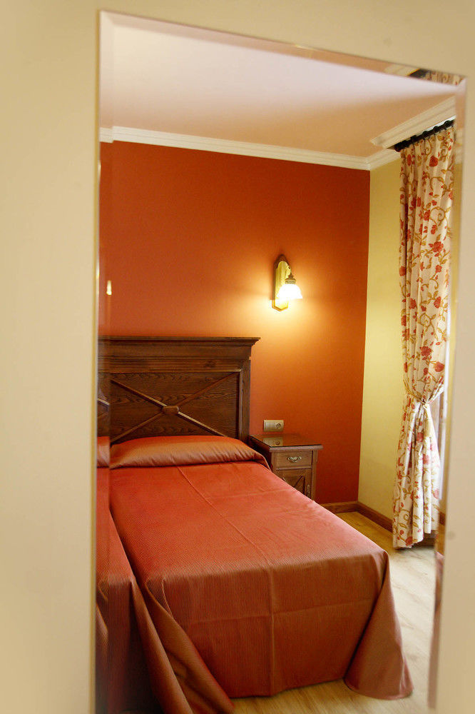 Imperion Hotel Cangas de Onis Luaran gambar