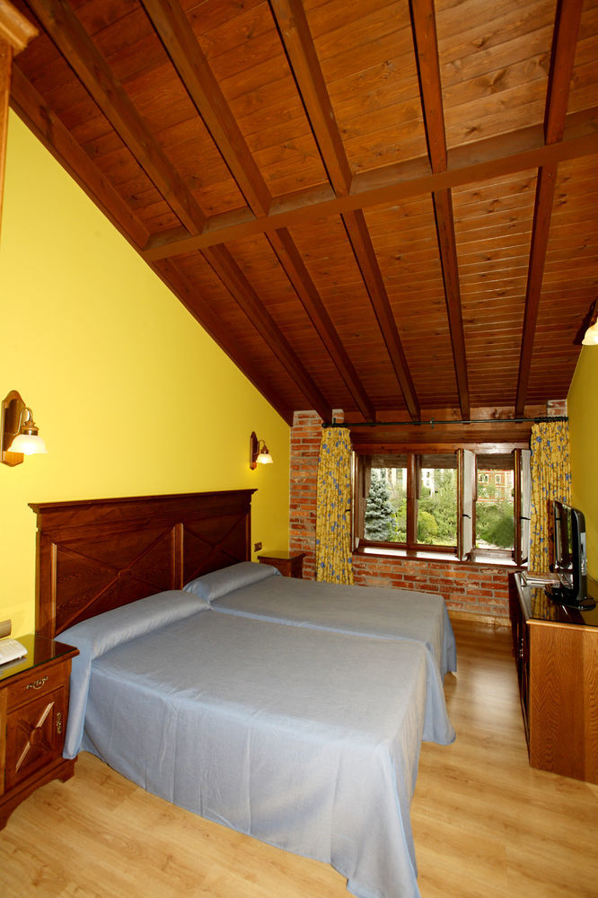 Imperion Hotel Cangas de Onis Luaran gambar
