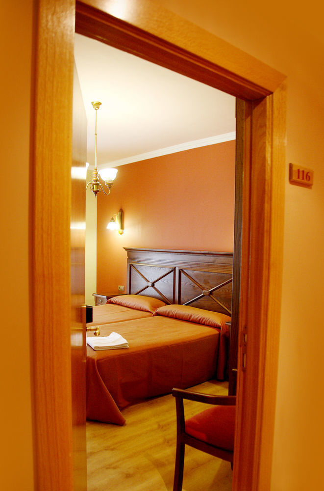 Imperion Hotel Cangas de Onis Luaran gambar