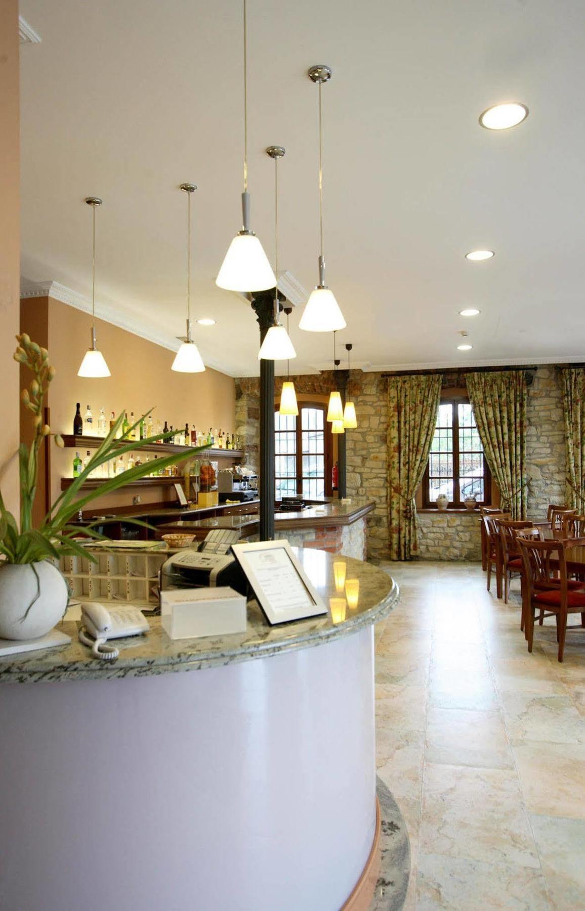 Imperion Hotel Cangas de Onis Luaran gambar