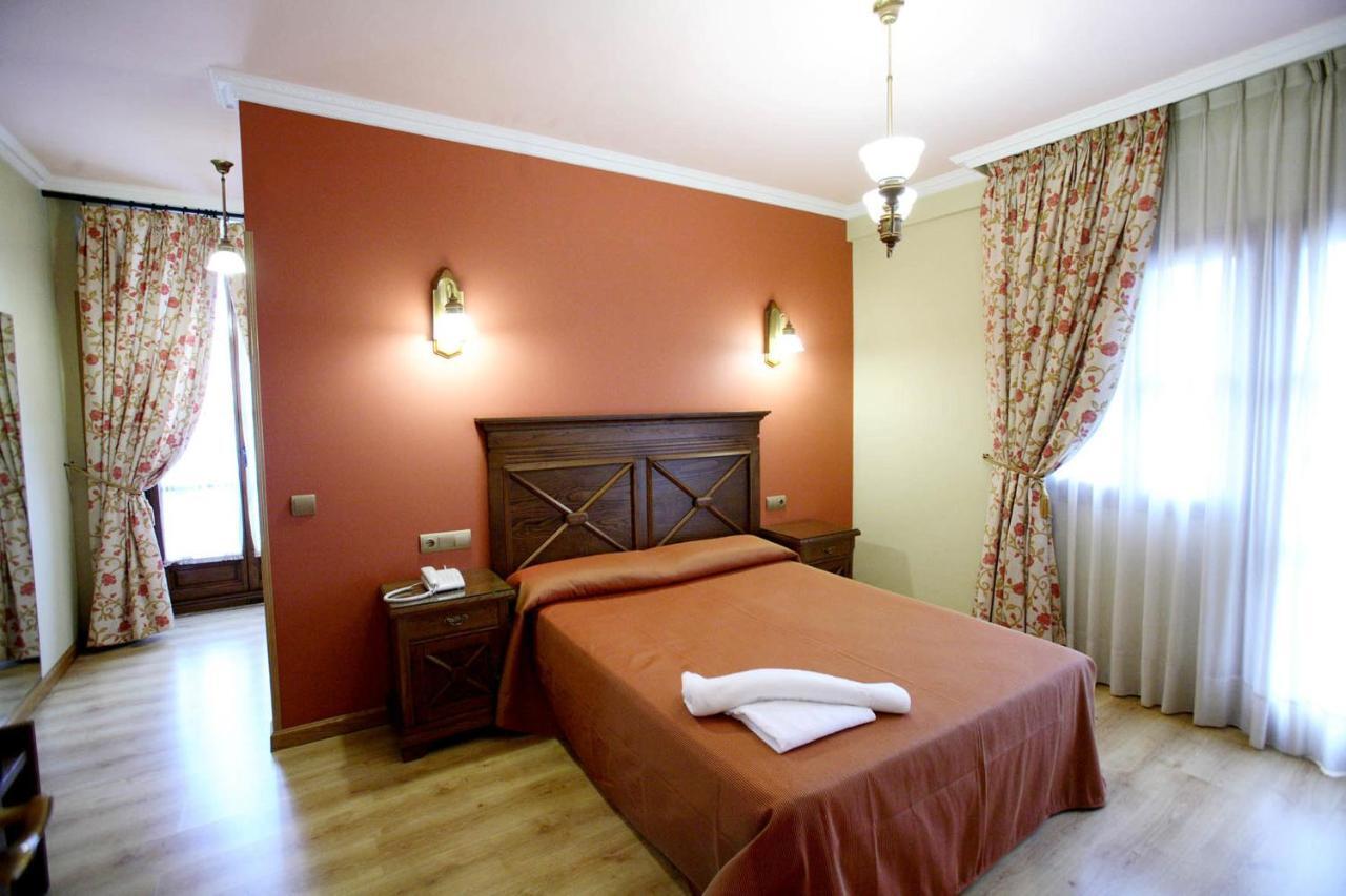 Imperion Hotel Cangas de Onis Bilik gambar